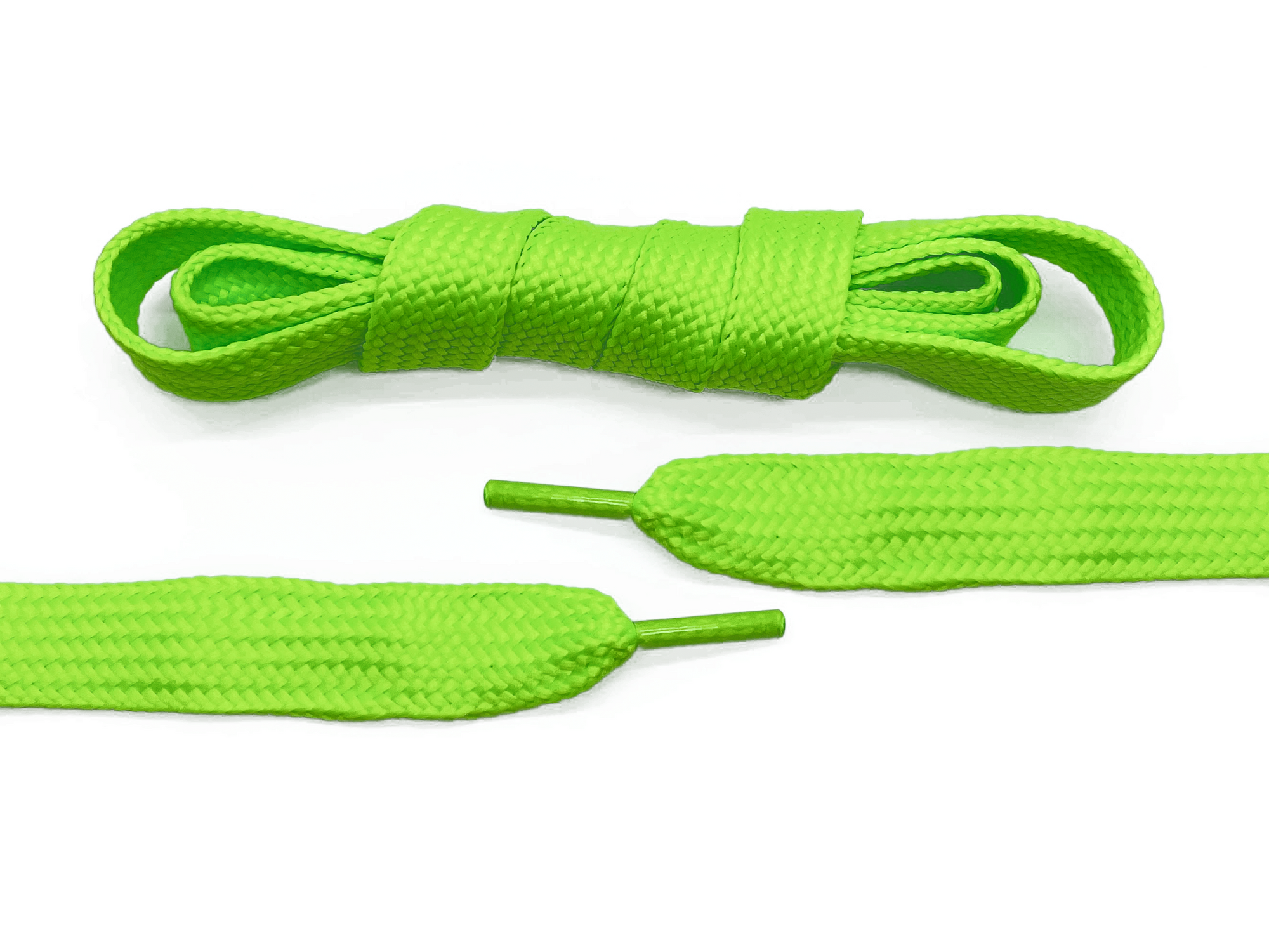 Green trainer best sale laces